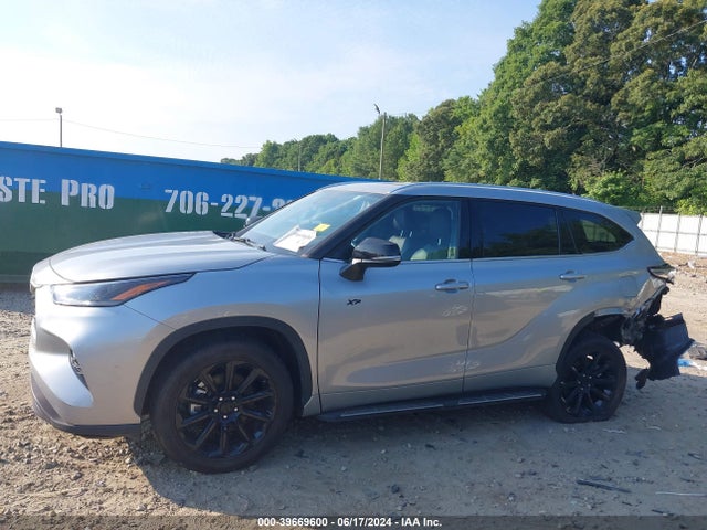 Toyota Highlander Xle 2021 5TDGZRAH5MS055723 Image 14