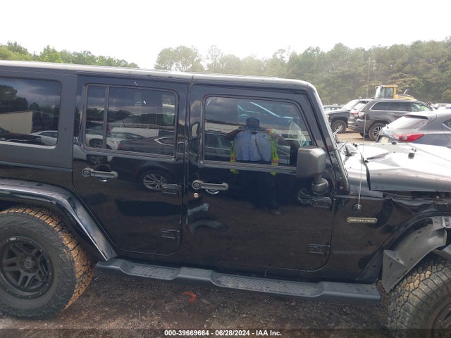 1C4HJWDG6GL193760 Jeep Wrangler Unlimited Freedom