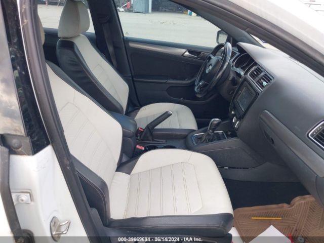 3VWD17AJXGM348147 Volkswagen Jetta 1.8t Sport