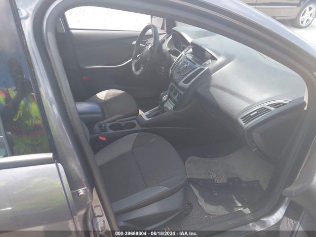 Ford FOCUS SE 2014 1FADP3K24EL163680 Image 5