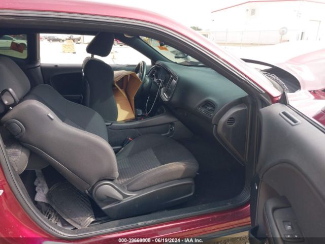 2C3CDZJG7KH557721 Dodge Challenger Gt