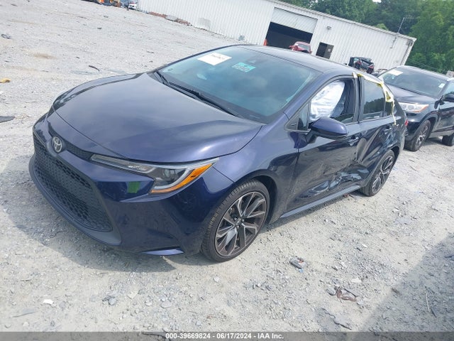 Toyota COROLLA LE 2022 5YFEPMAEXNP327201 Image 2