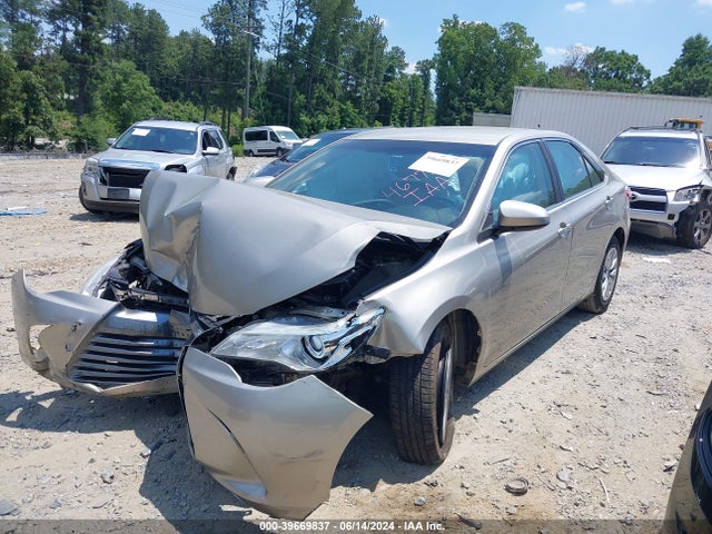 Toyota CAMRY LE 2015 4T4BF1FK9FR467751 Image 2