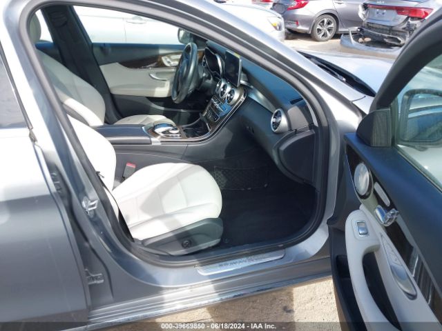 55SWF4KB0FU031742 Mercedes-Benz C 300 4matic/luxury 4matic/sport 4matic