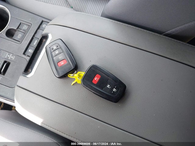 Toyota Highlander L 2021 5TDCZRAH2MS069965 Image 11