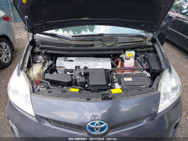 Toyota Prius Two 2014 JTDKN3DUXE0382067 Image 10