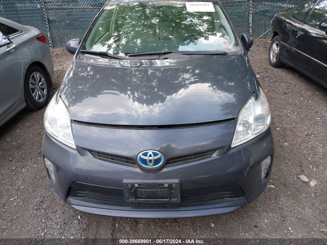 Toyota Prius Two 2014 JTDKN3DUXE0382067 Image 6