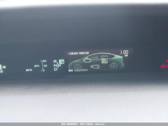 Toyota Prius Two 2014 JTDKN3DUXE0382067 Image 7