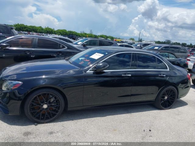 WDDZF4JBXHA048906 Mercedes-Benz E 300