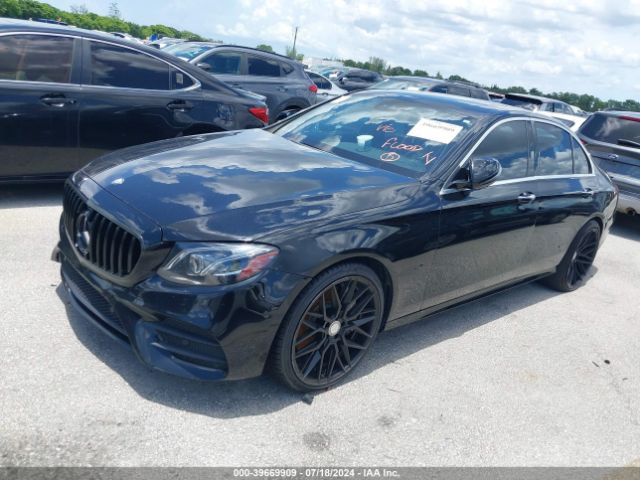 WDDZF4JBXHA048906 Mercedes-Benz E 300