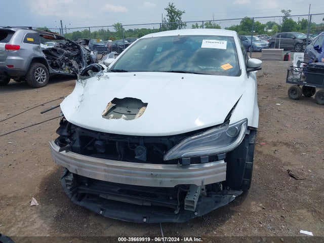 1C3CCCAB3FN743368 Chrysler 200 Limited