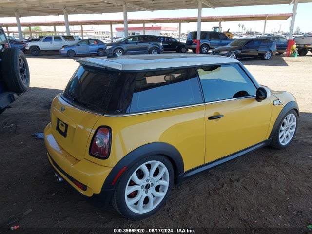 2008 MINI COOPER S WMWMF73598TV33407 Photo 3