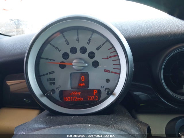 2008 MINI COOPER S WMWMF73598TV33407 Photo 6