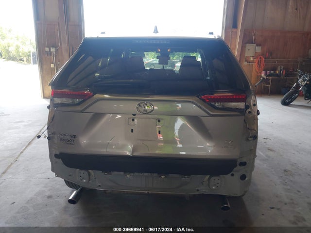 Toyota RAV4 LE 2021 2T3F1RFV1MC227828 Image 16
