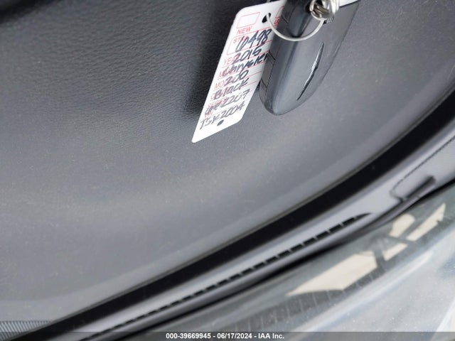 1C3CCCAB6FN652207 Chrysler 200 Limited