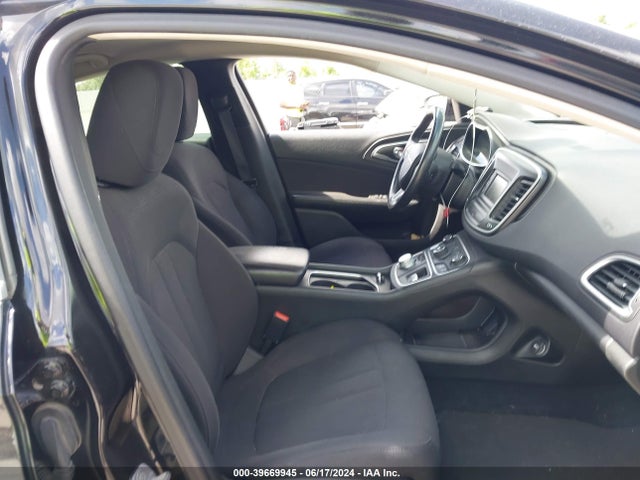 1C3CCCAB6FN652207 Chrysler 200 Limited