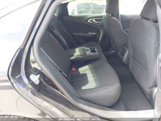 1C3CCCAB6FN652207 Chrysler 200 Limited