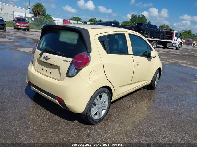 Chevrolet Spark Ls Auto 2014 KL8CB6S9XEC488071 Image 4