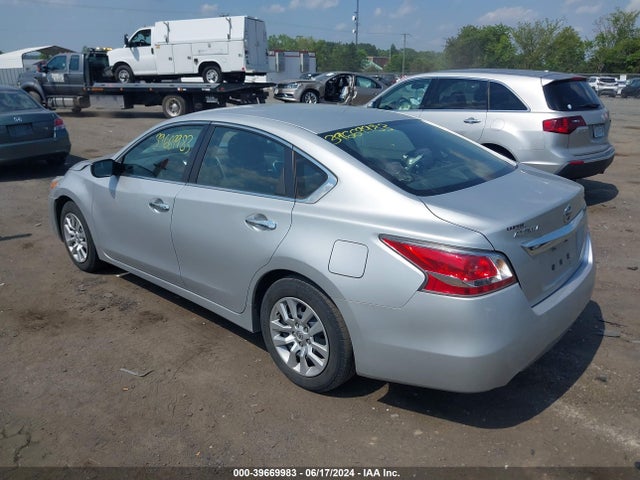 Nissan Altima 2.5 S 2015 1N4AL3AP6FC245665 Image 3