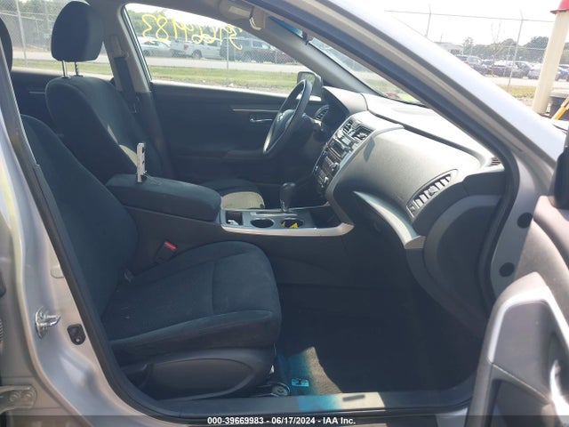 Nissan Altima 2.5 S 2015 1N4AL3AP6FC245665 Image 5