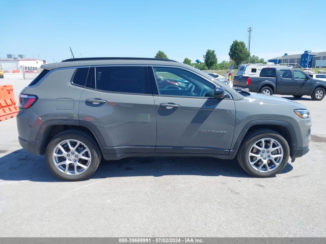 3C4NJDFN2RT575990 Jeep Compass Latitude Lux Fwd