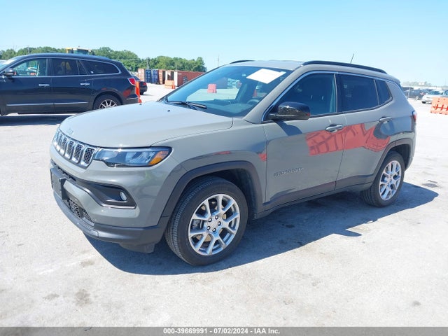 3C4NJDFN2RT575990 Jeep Compass Latitude Lux Fwd