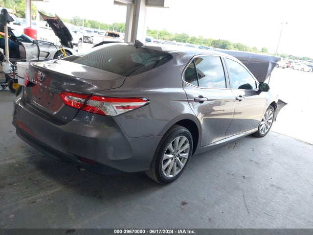Toyota CAMRY LE 2020 4T1C11AK3LU891412 Image 4