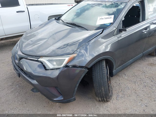 Toyota RAV4 LE 2018 2T3ZFREV6JW442003 Image 6