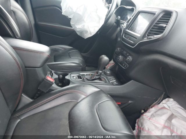 1C4PJMBX8KD342627 Jeep Cherokee Trailhawk 4x4