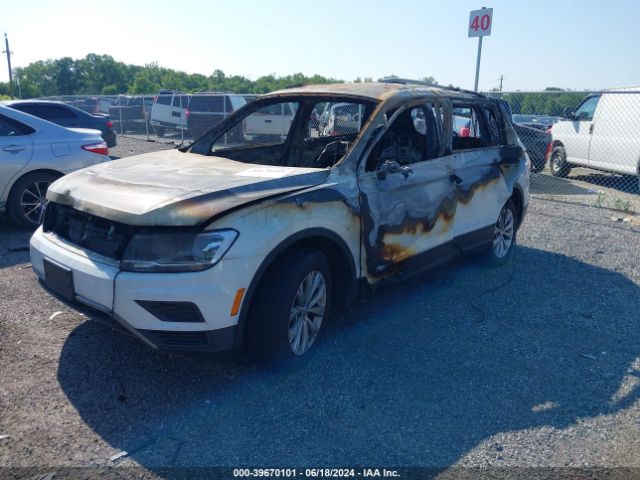 3VV3B7AX3KM056740 Volkswagen Tiguan