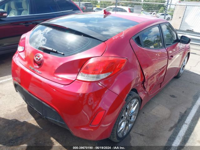 KMHTC6AD4EU200755 Hyundai Veloster Base W/black