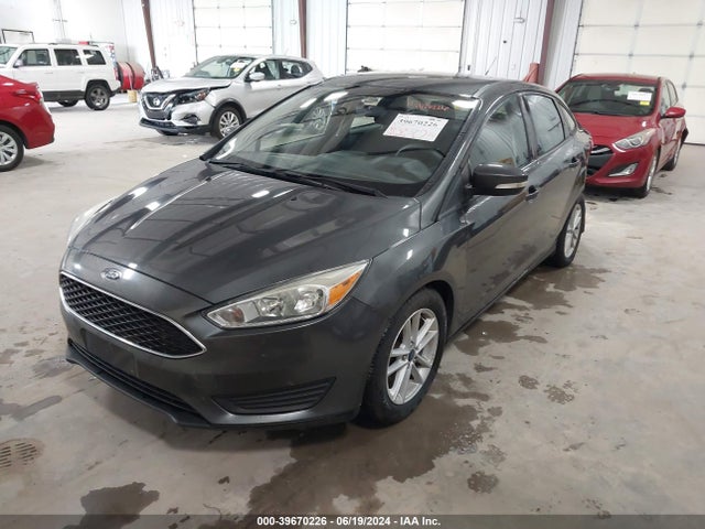 Ford FOCUS SE 2017 1FADP3F20HL341826 Image 2