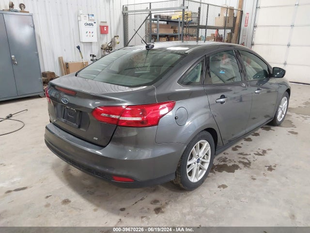 Ford FOCUS SE 2017 1FADP3F20HL341826 Image 4