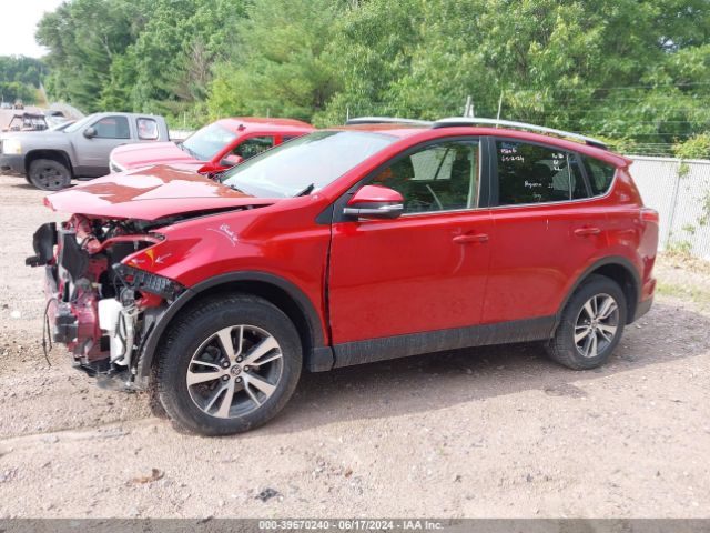 JTMRFREV3GJ072605 Toyota Rav4 Xle