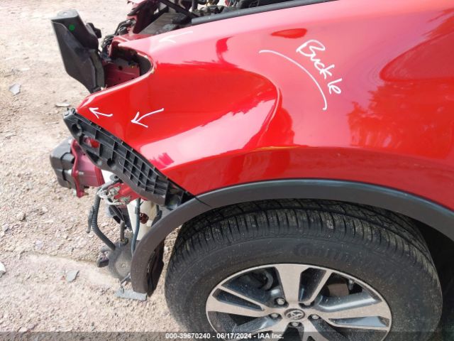 JTMRFREV3GJ072605 Toyota Rav4 Xle