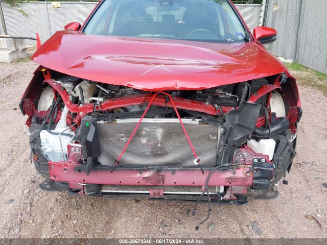JTMRFREV3GJ072605 Toyota Rav4 Xle