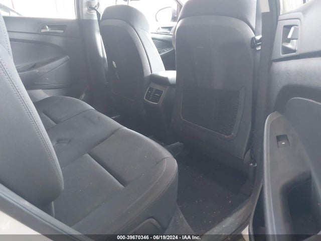 Hyundai Tucson Night 2017 KM8J3CA26HU545407 Image 8