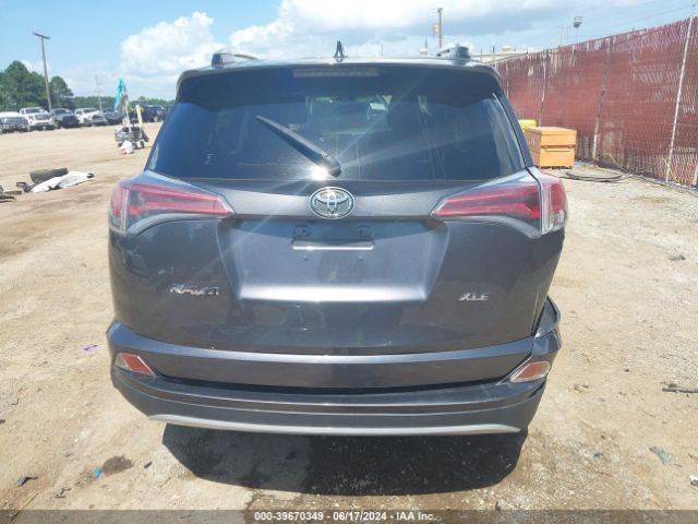 JTMWFREV5GJ090624 Toyota Rav4 Xle