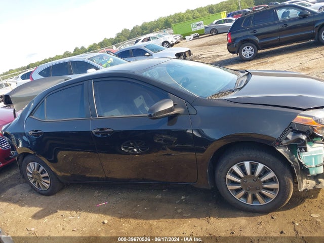 Toyota COROLLA L 2018 5YFBURHEXJP764558 Image 13