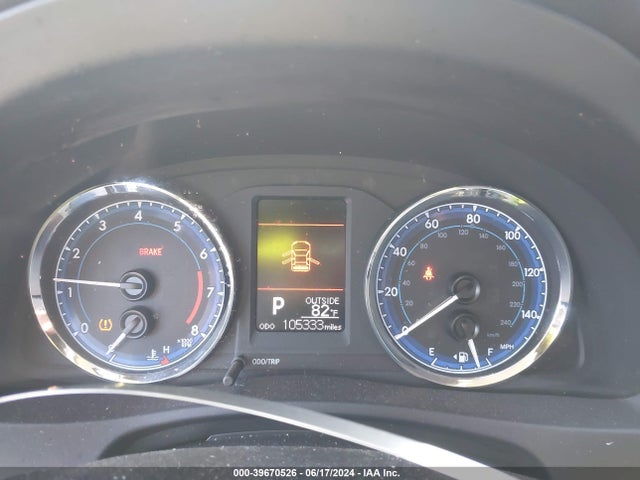 Toyota COROLLA L 2018 5YFBURHEXJP764558 Image 15