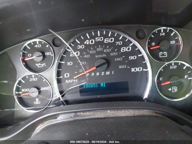 Chevrolet Express 2500 Work Van 2019 1GCWGAFP7K1309946 Image 7