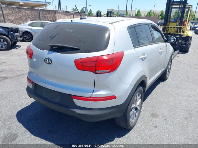 KIA Sportage Lx 2016 KNDPB3AC9G7866784 Image 4