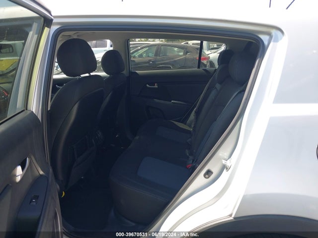 KIA Sportage Lx 2016 KNDPB3AC9G7866784 Image 8
