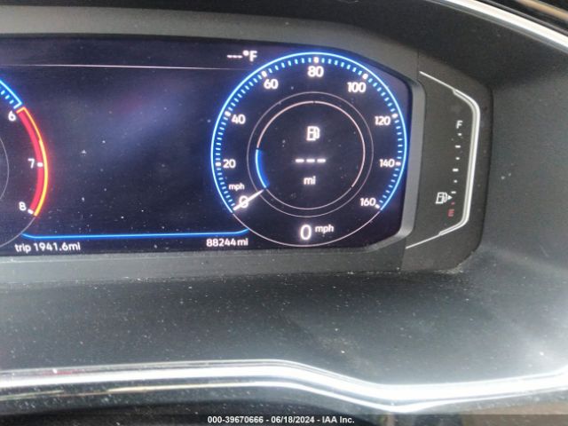 3VWG57BU4KM008723 Volkswagen Jetta 1.4t Sel Premium
