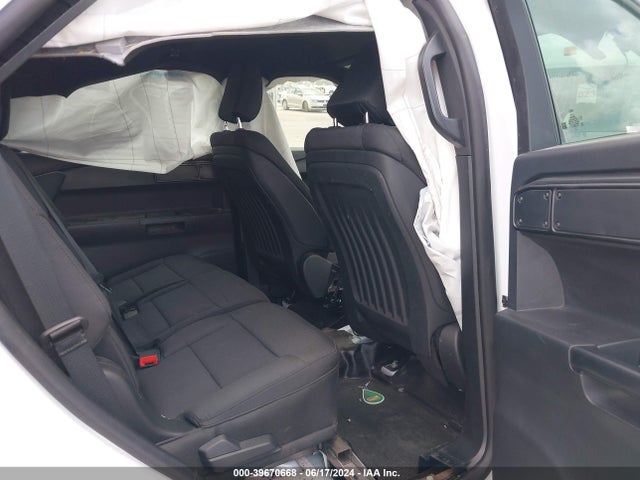 Ford Police Interceptor Utility 2020 1FM5K8AB6LGB84303 Image 8