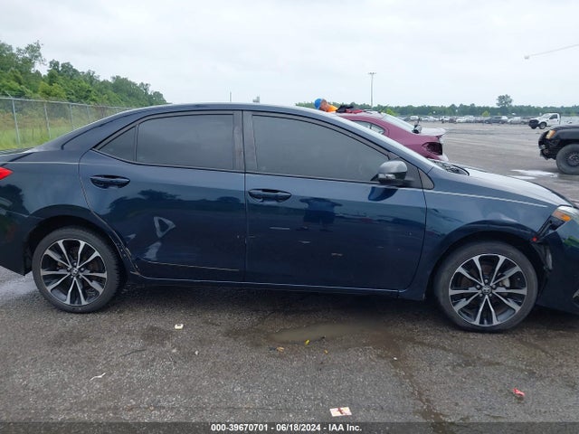 Toyota COROLLA SE 2018 5YFBURHE9JP846006 Image 13