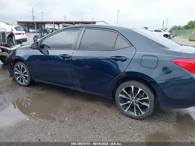 Toyota COROLLA SE 2018 5YFBURHE9JP846006 Image 14