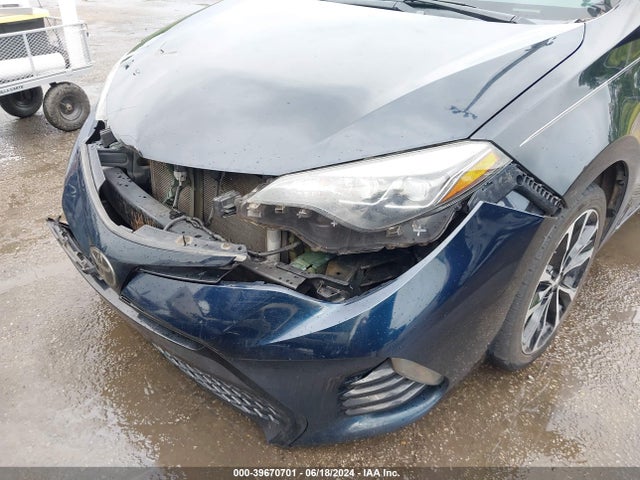 Toyota COROLLA SE 2018 5YFBURHE9JP846006 Image 6