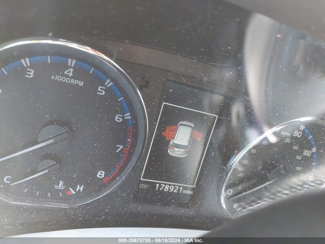 Toyota Rav4 Limited 2016 2T3DFREV1GW425211 Image 7