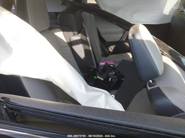 Toyota Rav4 Limited 2016 2T3DFREV1GW425211 Image 8